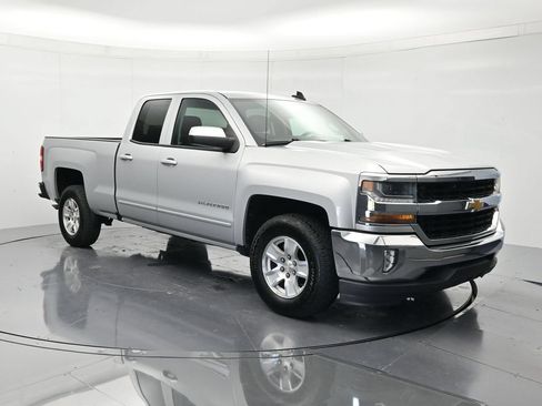 Used 2016 Chevrolet Silverado 1500 LT w/ All Star Edition RWD image 3