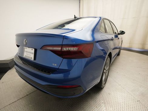 Used 2023 Volkswagen Jetta SE FWD image 13