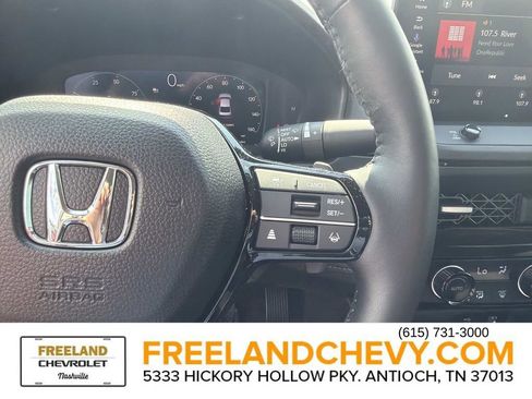 Used 2025 Honda Accord Touring image 27