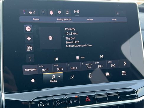 New 2026 Jeep Compass Latitude AWD/4WD image 17
