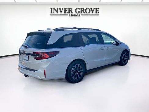New 2026 Honda Odyssey EX-L image 2