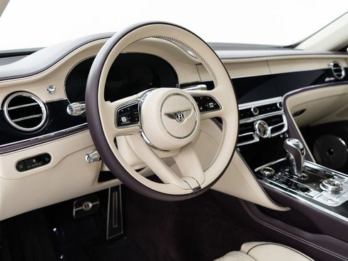 Used 2026 Bentley Flying Spur Plug-In Hybrid AWD/4WD image 14