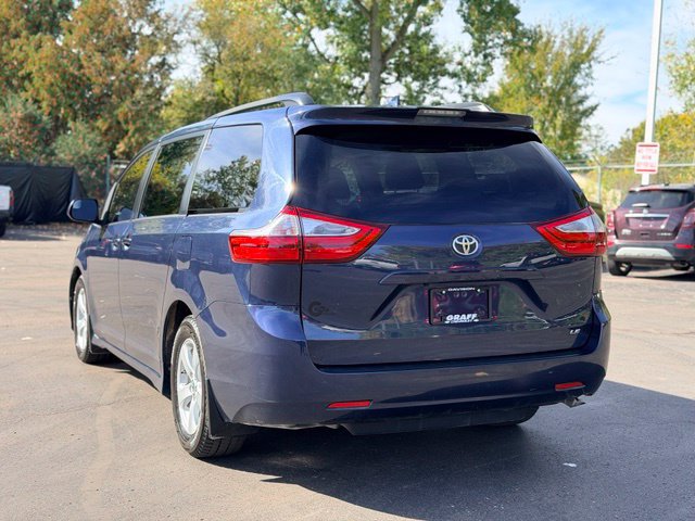 Used 2018 Toyota Sienna LE FWD image 6