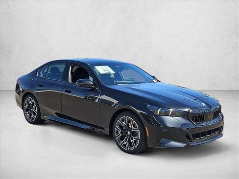 New 2027 BMW 530i w/ M Sport Package RWD image 7
