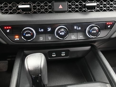 Used 2023 Honda Accord EX image 25