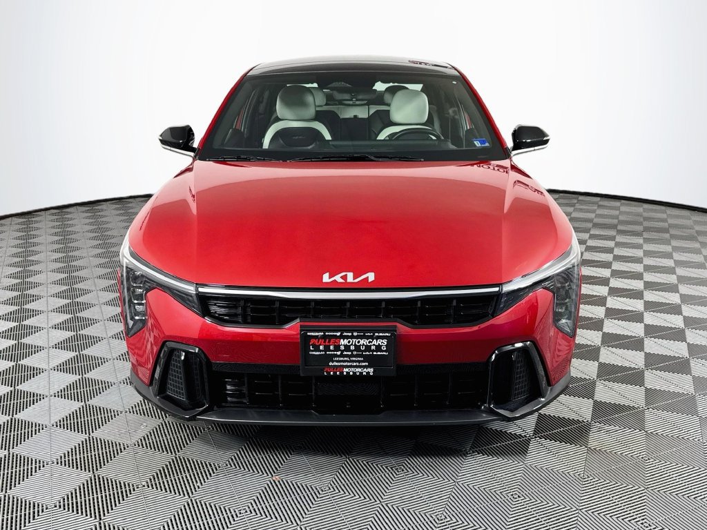 Used 2025 Kia K4 GT-Line w/ GT-Line Premium Package FWD image 2