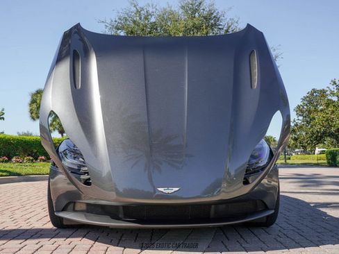 Used 2020 Aston Martin DB11 Volante image 31