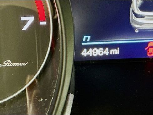 Used 2022 Alfa Romeo Stelvio Sprint AWD/4WD image 15