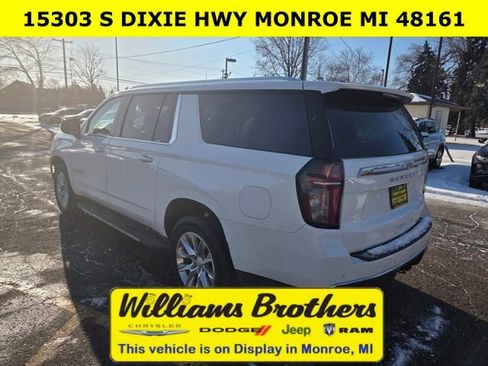 Used 2023 Chevrolet Suburban Premier image 5