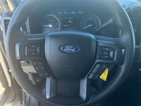 Used 2022 Ford F350 XLT w/ XLT Premium Package image 17