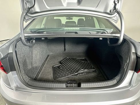 Used 2019 Volkswagen Jetta SE FWD image 24