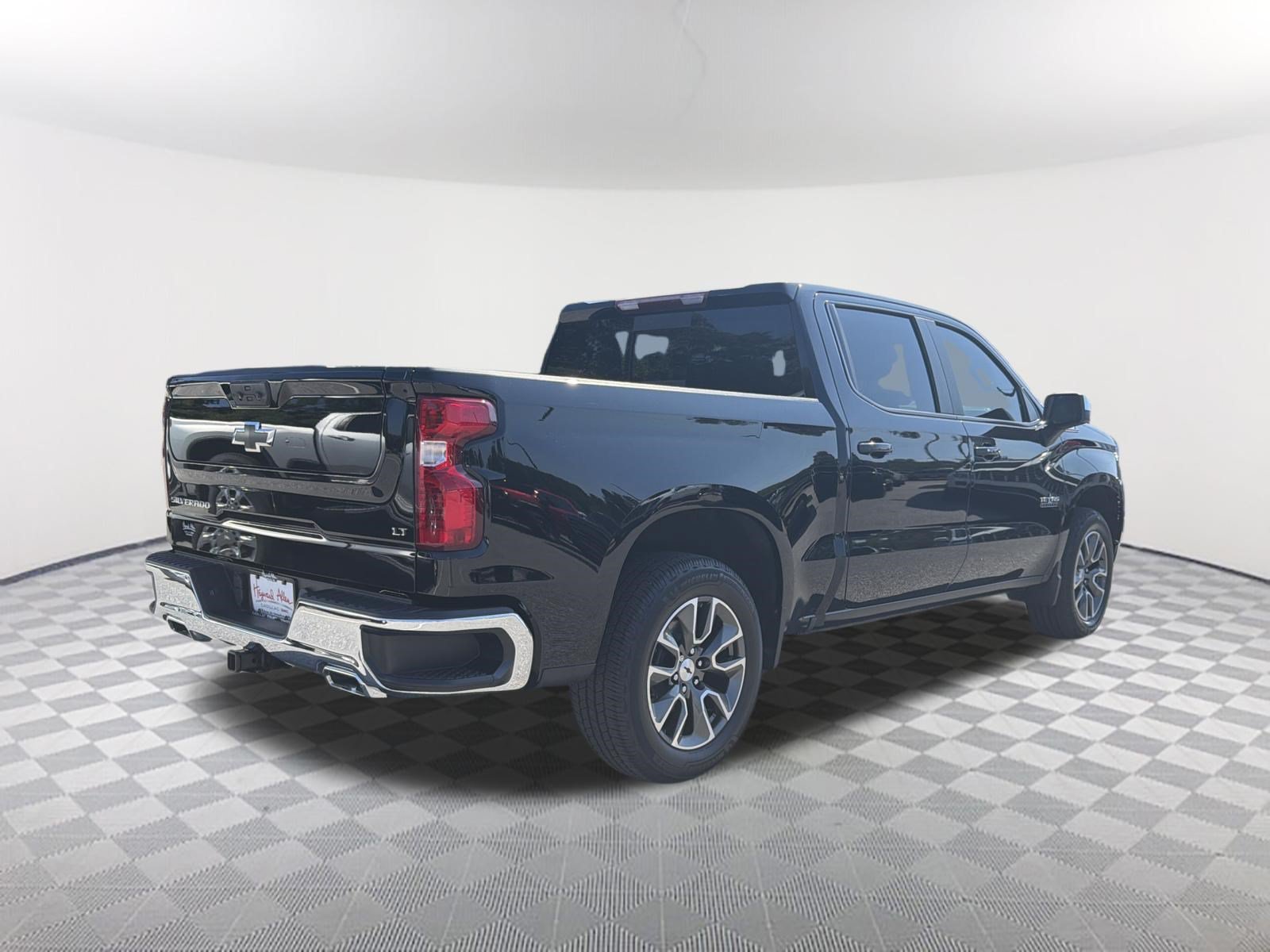 Certified 2022 Chevrolet Silverado 1500 LT AWD/4WD image 6