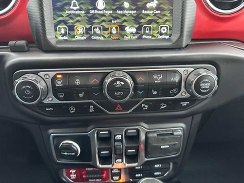 Used 2021 Jeep Wrangler Unlimited Rubicon image 30