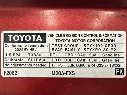 Used 2025 Toyota Corolla Cross AWD Hybrid w/ Convenience Package image 69