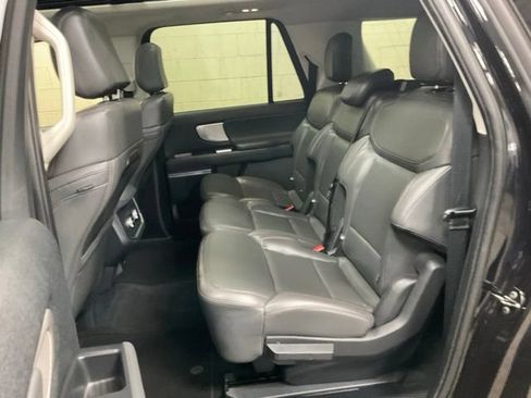 Used 2025 Ford Expedition Max Active AWD/4WD image 15