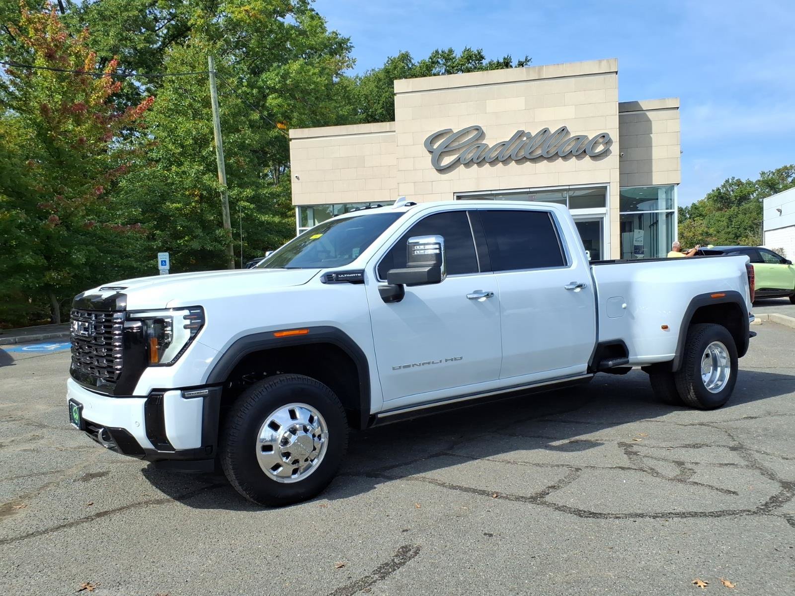 Certified 2026 GMC Sierra 3500 Denali Ultimate AWD/4WD image 2