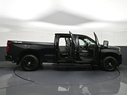 Used 2024 Chevrolet Silverado 1500 RST w/ Max Trailering Package AWD/4WD image 39