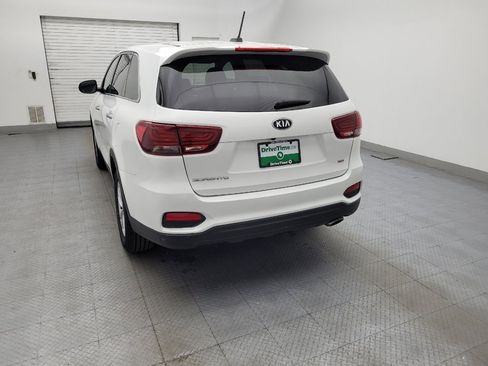 Used 2020 Kia Sorento LX image 6