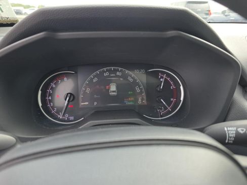 Used 2024 Toyota RAV4 XLE w/ Convenience Package FWD image 18