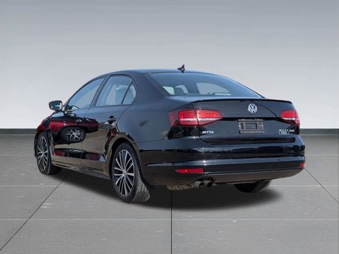 Used 2016 Volkswagen Jetta Sport image 5