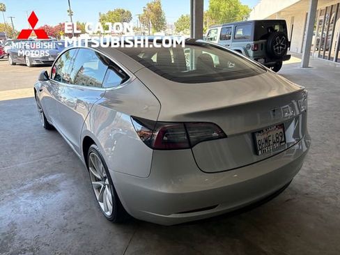Used 2018 Tesla Model 3 Long Range RWD image 7