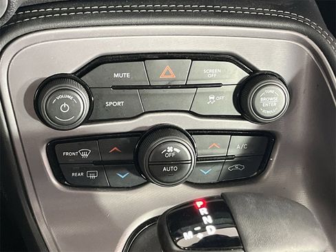 Used 2023 Dodge Challenger SXT image 19