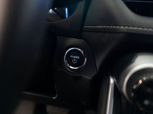 Used 2025 Toyota RAV4 XLE image 28