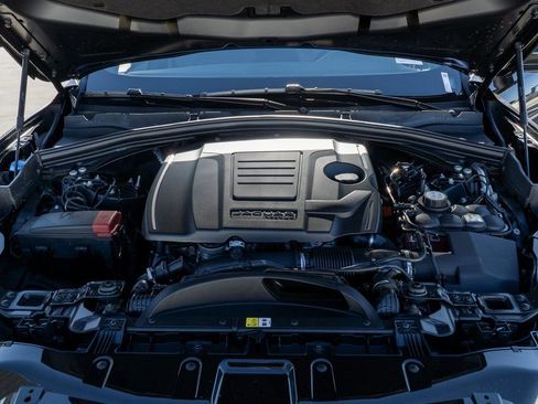 Used 2025 Jaguar F-PACE R-Dynamic S image 28