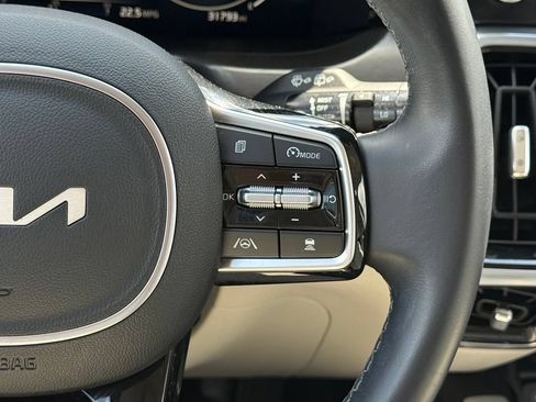 Used 2023 Kia Sorento SX FWD image 11