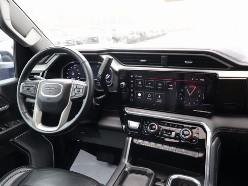 Certified 2024 GMC Sierra 3500 Denali w/ Denali Reserve Package AWD/4WD image 33