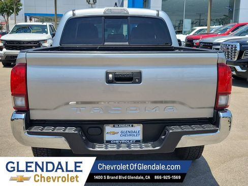 Used 2023 Toyota Tacoma SR5 RWD image 12