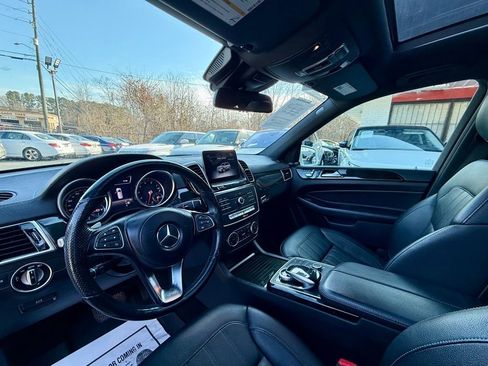 Used 2018 Mercedes-Benz GLS 450 4MATIC image 15