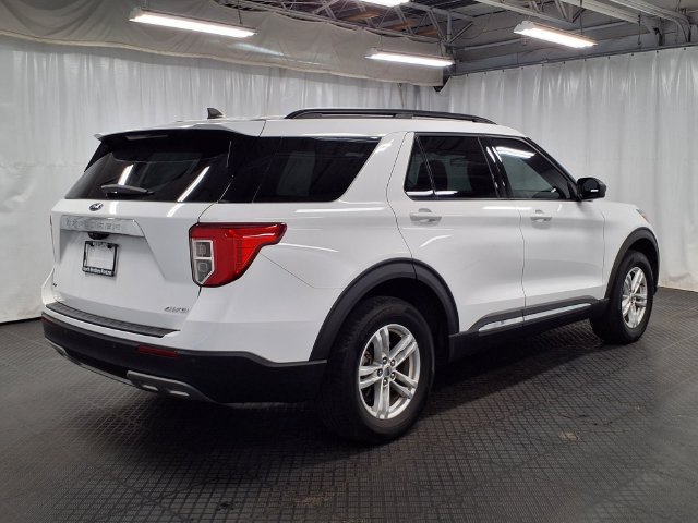 Used 2021 Ford Explorer XLT w/ Equipment Group 202A AWD/4WD image 24