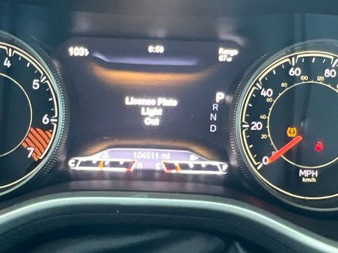 Used 2014 Jeep Cherokee Limited AWD/4WD image 4