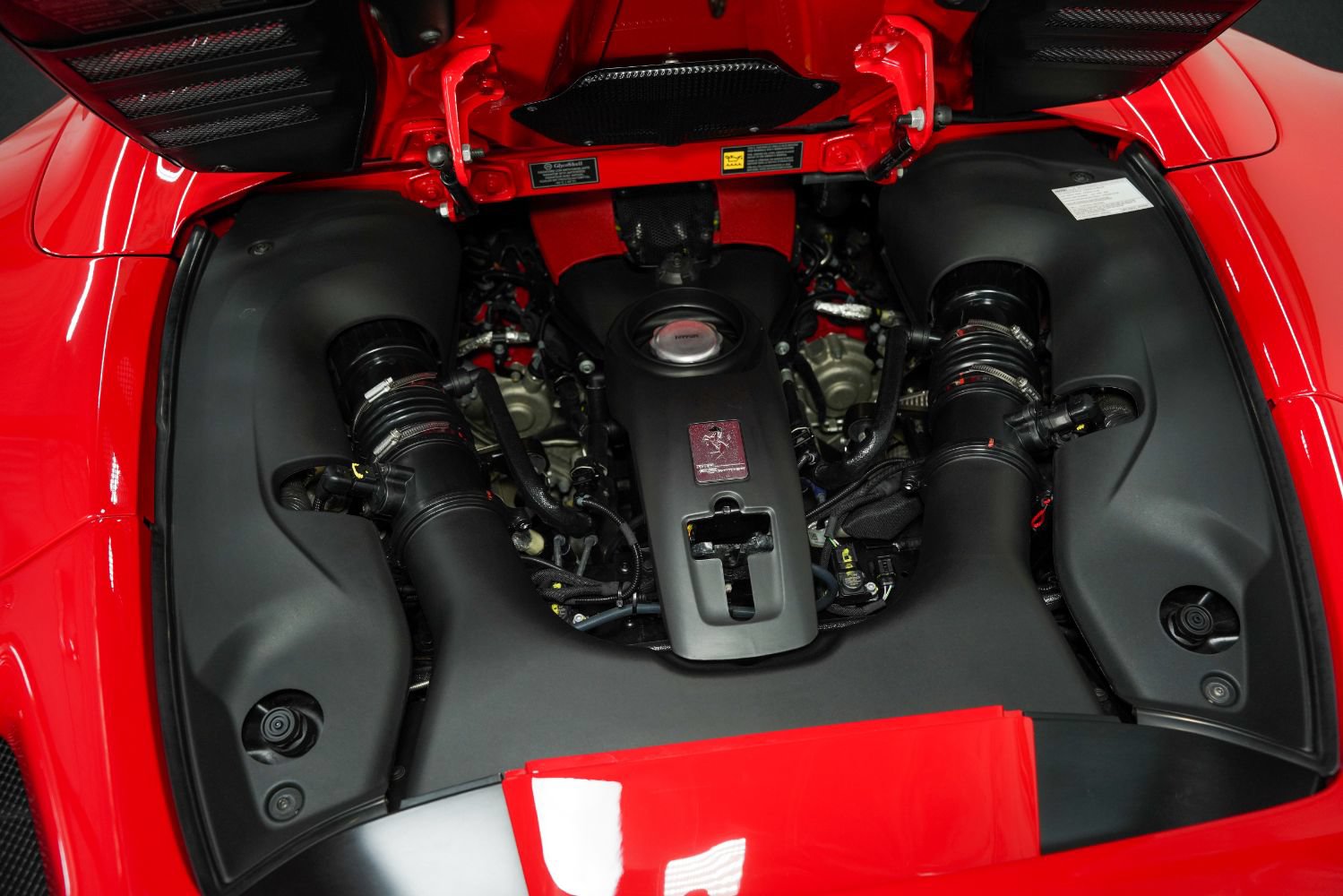 Used 2023 Ferrari F8 Tributo RWD image 48