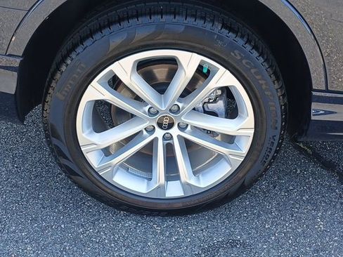 Used 2025 Audi Q7 2.0T Premium Plus w/ Premium Plus Package image 29