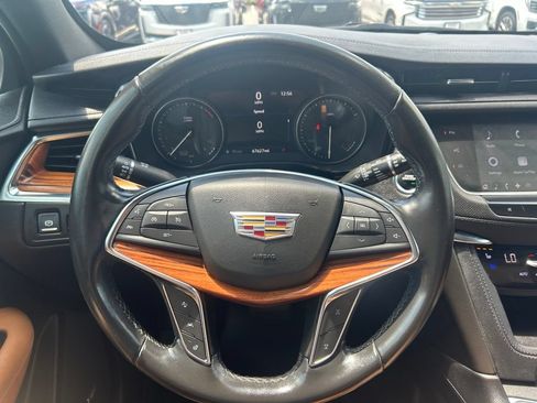 Used 2022 Cadillac XT5 Premium Luxury w/ Technology Package FWD image 15