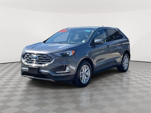 Used 2022 Ford Edge SEL w/ Convenience Package image 3
