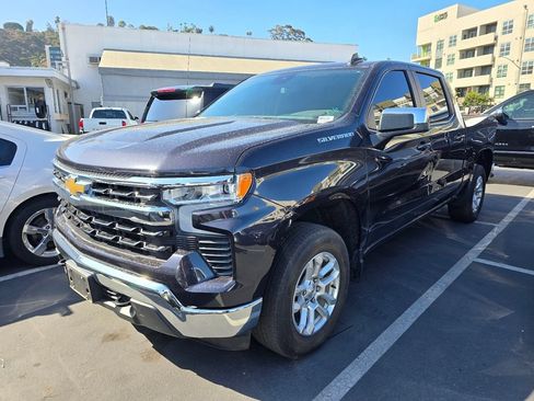 Used 2023 Chevrolet Silverado 1500 LT AWD/4WD image 22