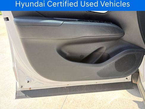 Certified 2026 Hyundai Santa Cruz SE FWD image 12