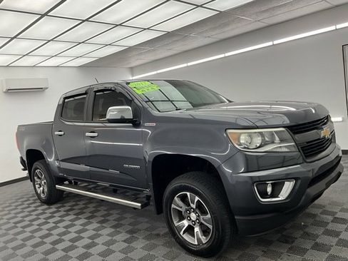 Used 2017 Chevrolet Colorado Z71 image 3