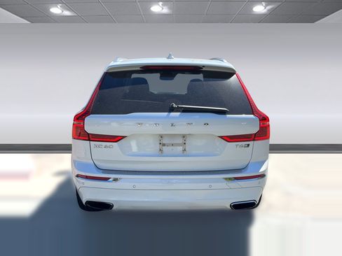 Used 2018 Volvo XC60 T6 Inscription w/ Luxury Seat Package AWD/4WD image 5