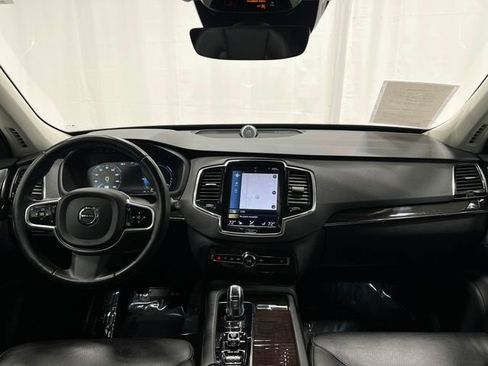 Used 2018 Volvo XC90 T8 Momentum w/ Convenience Package image 20