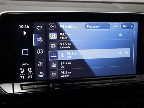 Certified 2024 Volkswagen Atlas Cross Sport SE AWD/4WD image 8