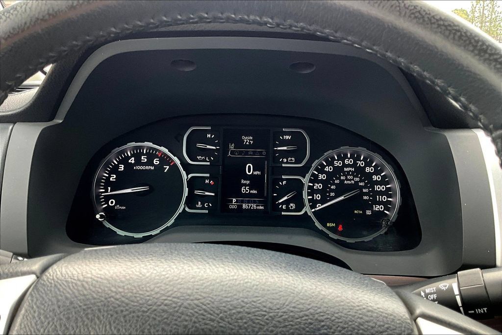 Used 2018 Toyota Tundra Limited w/ Limited Premium Package AWD/4WD image 13
