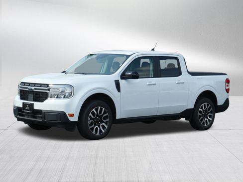 Used 2024 Ford Maverick Lariat w/ 4K Tow Package AWD/4WD image 2