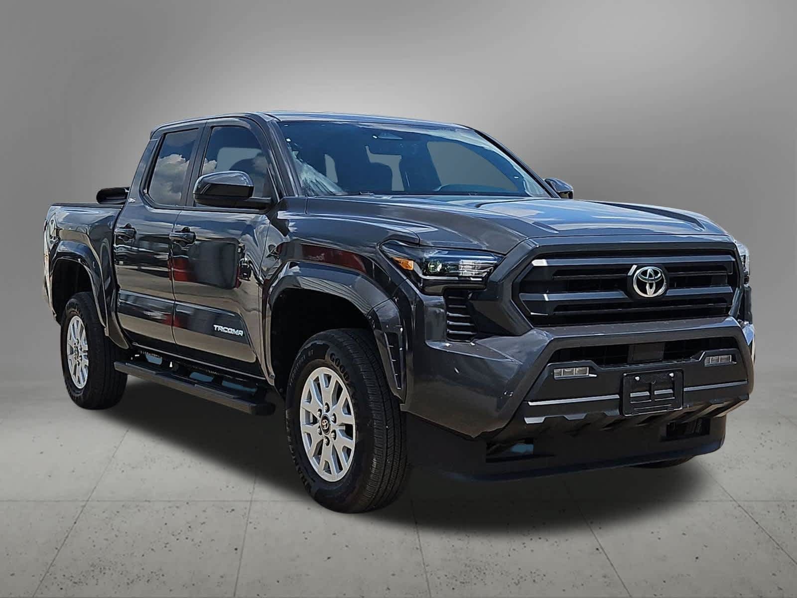 Used 2025 Toyota Tacoma SR5 RWD image 8