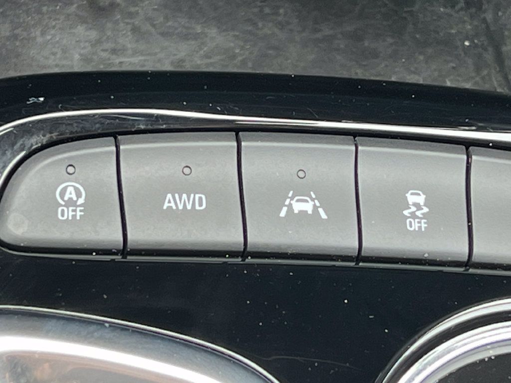 Used 2024 Buick Encore GX Preferred AWD/4WD image 26