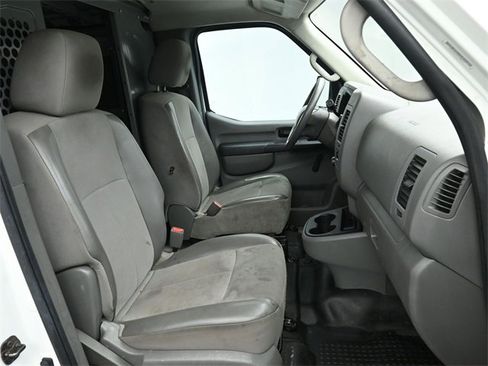 Used 2014 Nissan NV 2500 S image 15