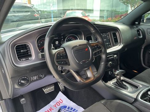 Used 2021 Dodge Charger Scat Pack RWD image 9